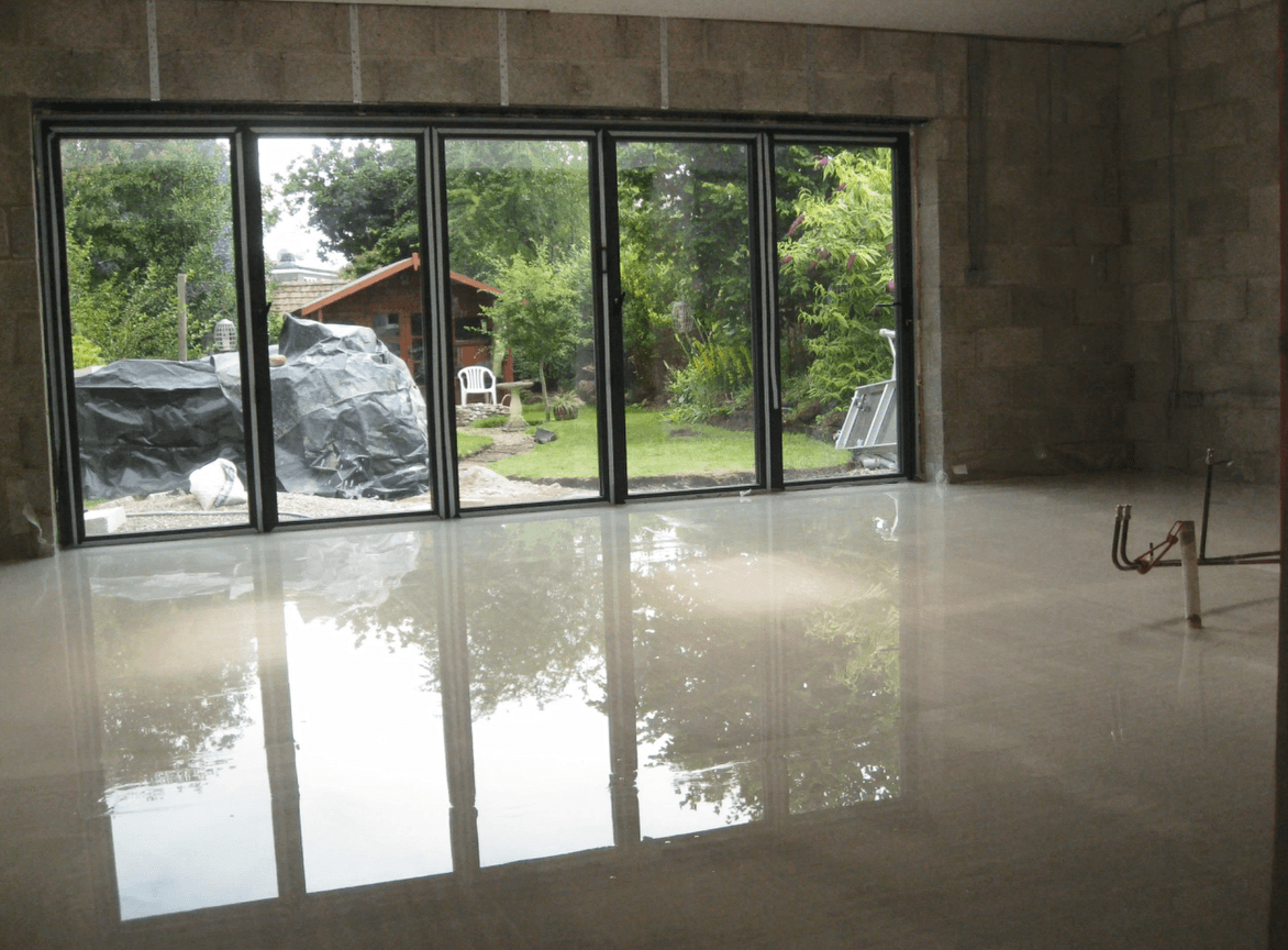 Polished screed