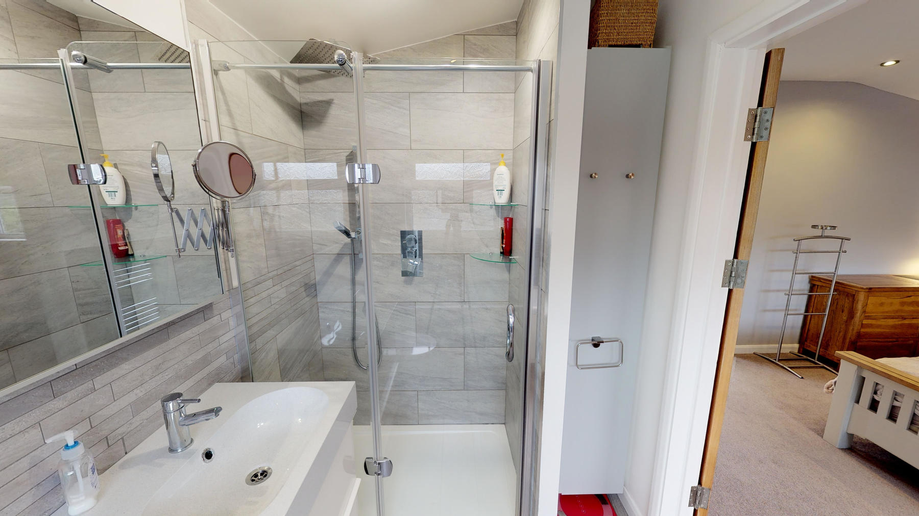 Dressing-Room-Ensuite-11252019_132914